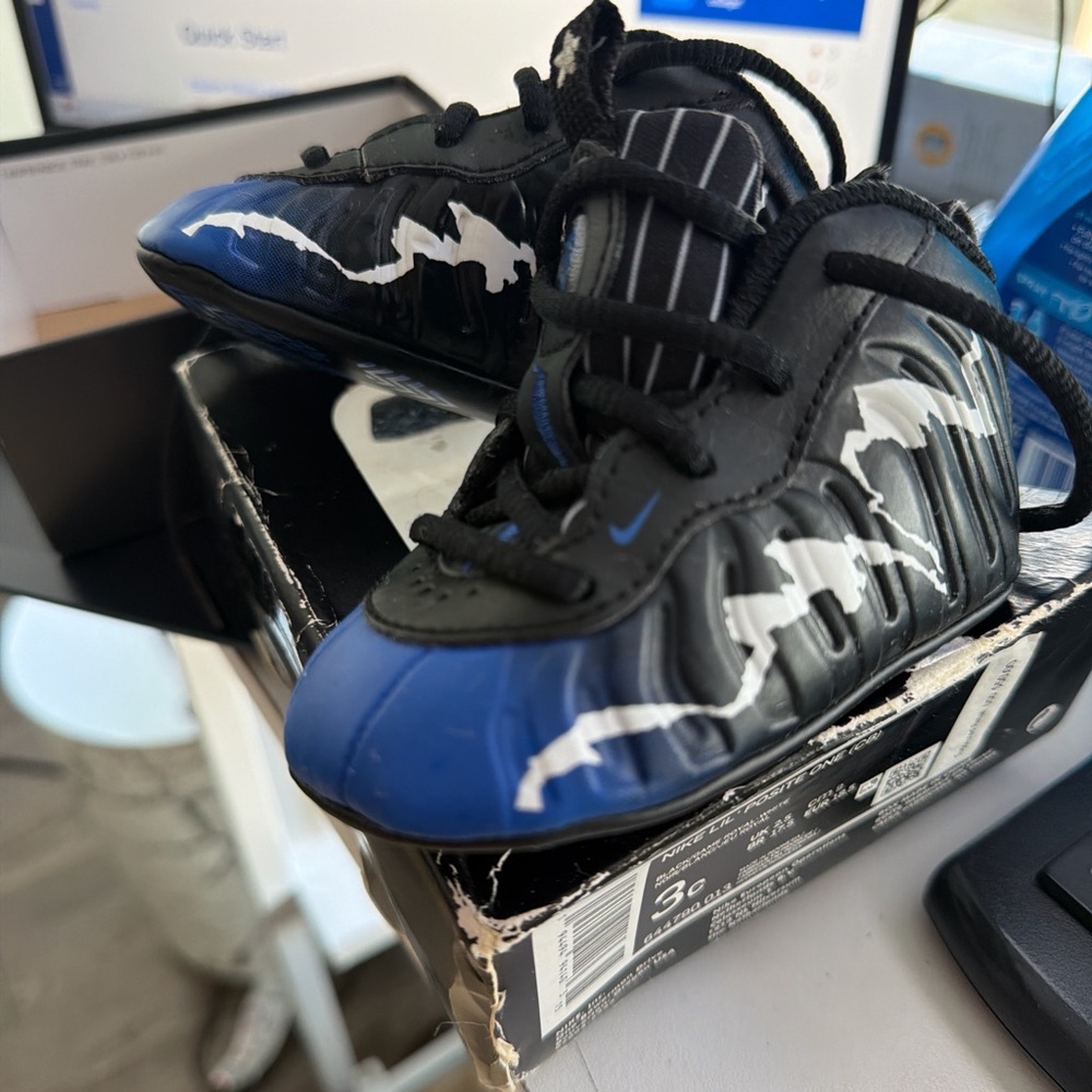 Nike Baby & Walker Shoes Black Blue with White Swoosh Detail